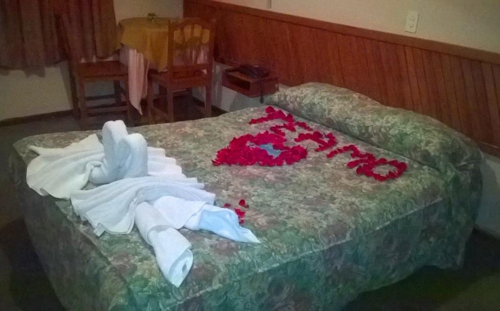 Hospedaje Casa Blanca Huaraz  Δωμάτιο φωτογραφία