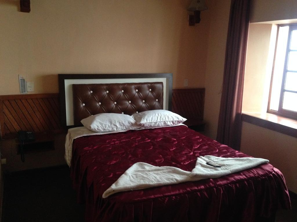 Hospedaje Casa Blanca Huaraz  Δωμάτιο φωτογραφία