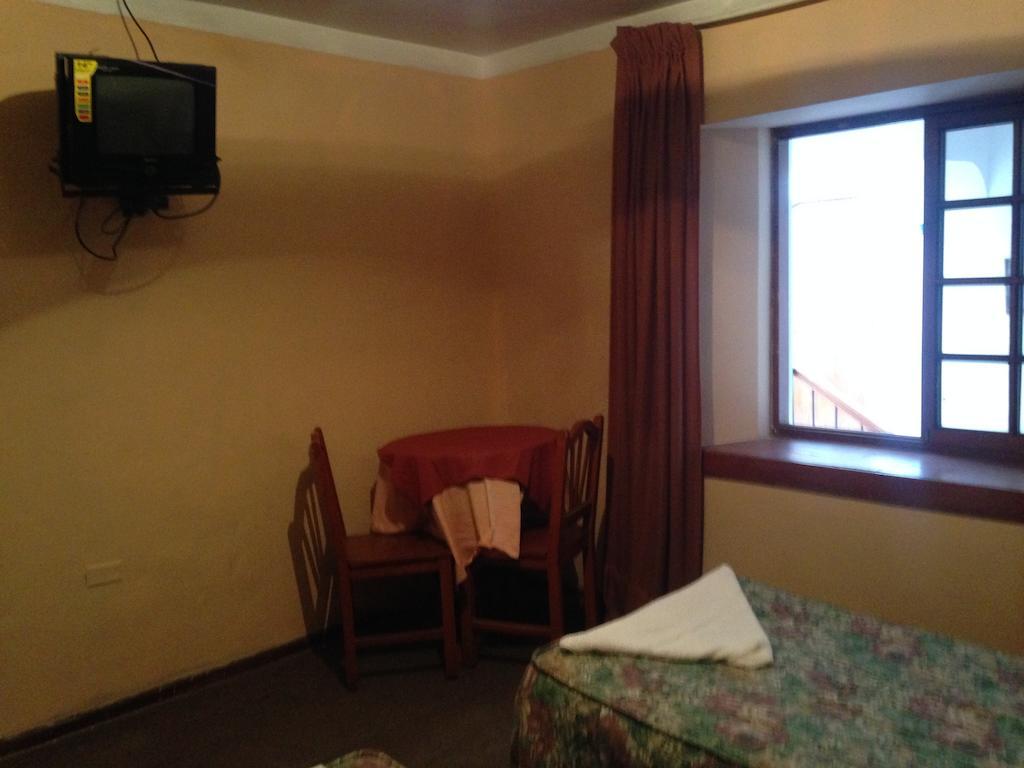 Hospedaje Casa Blanca Huaraz  Δωμάτιο φωτογραφία